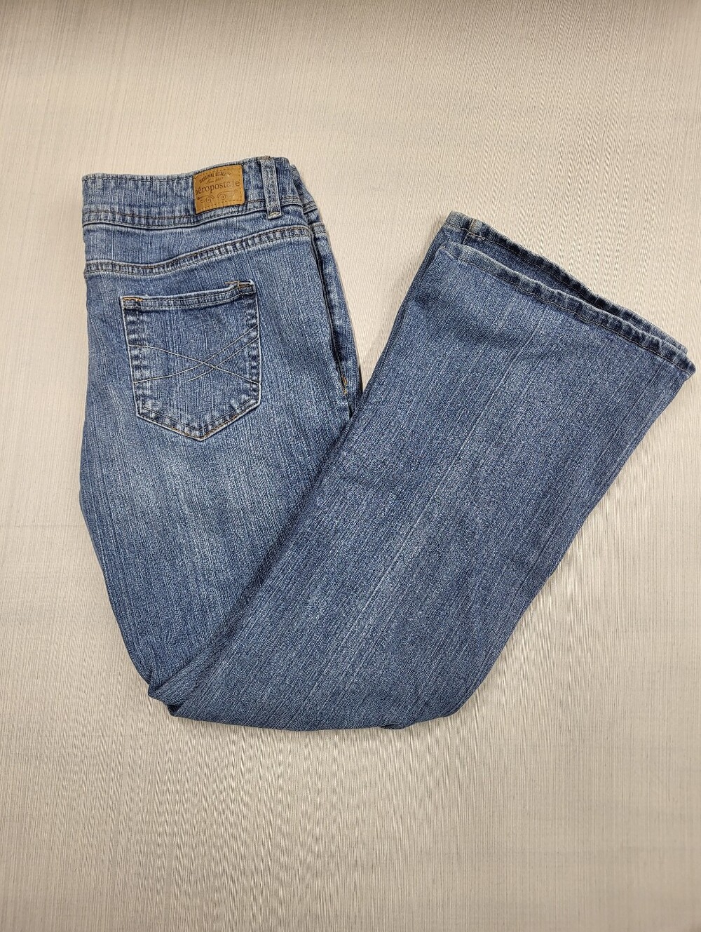 Aeropostale Hailey Flare Jeans Blue Low Rise Women Junior Size 13/14 Regular